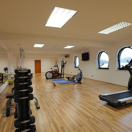 Hotel Solitudo Uble Eksteriør bilde